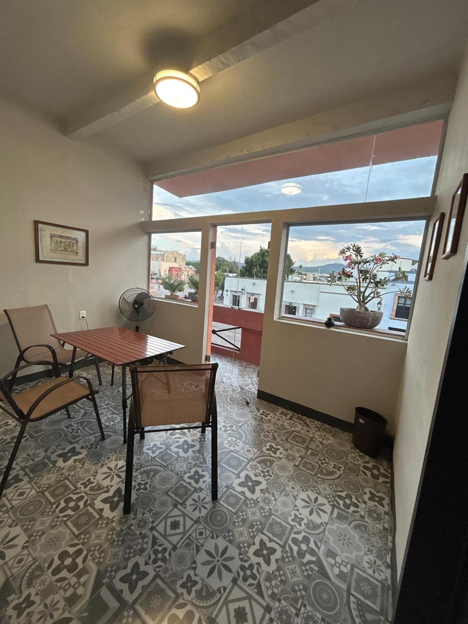Lolita & Enri, La Mejor Ubicacion Y Vista En El Centro De Queretaro Hotel ภายนอก รูปภาพ